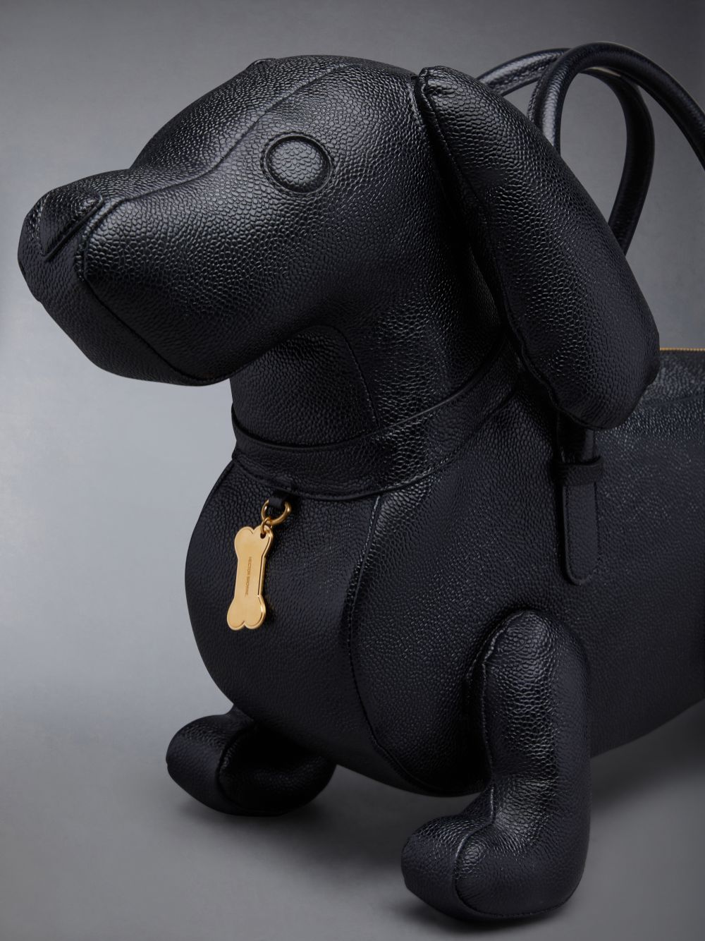 Black Men Thom Browne Hector in Pebble Grain Tote Bags | CWL15W68421