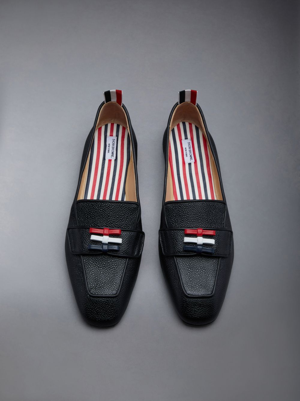 Black Women Thom Browne Flexible Leather Sole 3-Bow Loafers | PTW07E04260