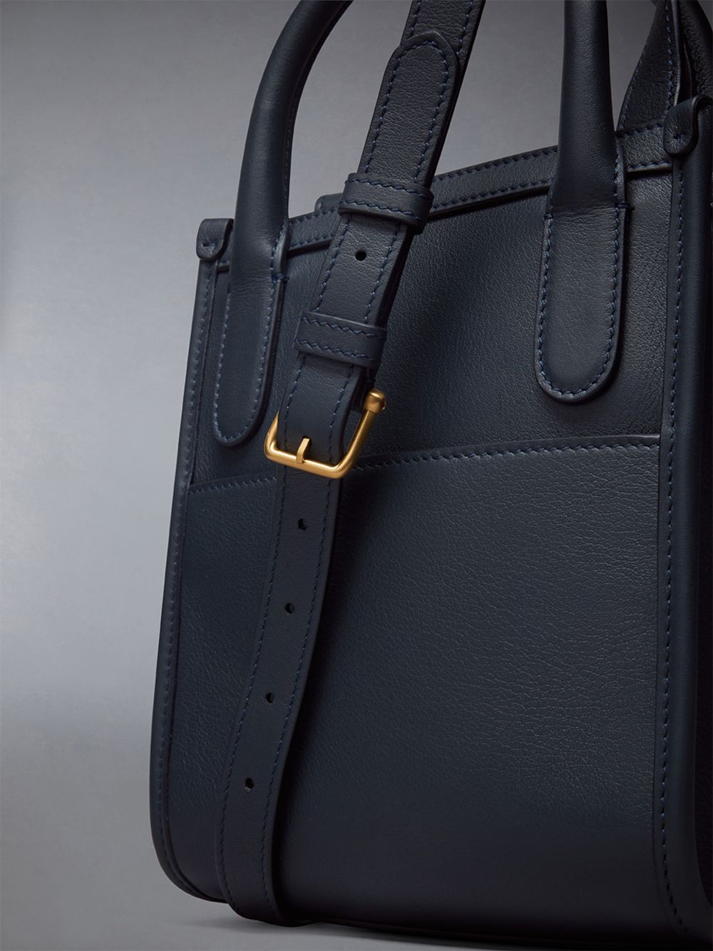 Blue Men Thom Browne Vertical Mini W/ 4 Bar Stripes in Smooth Calf Tote Bags | CBK21G30281