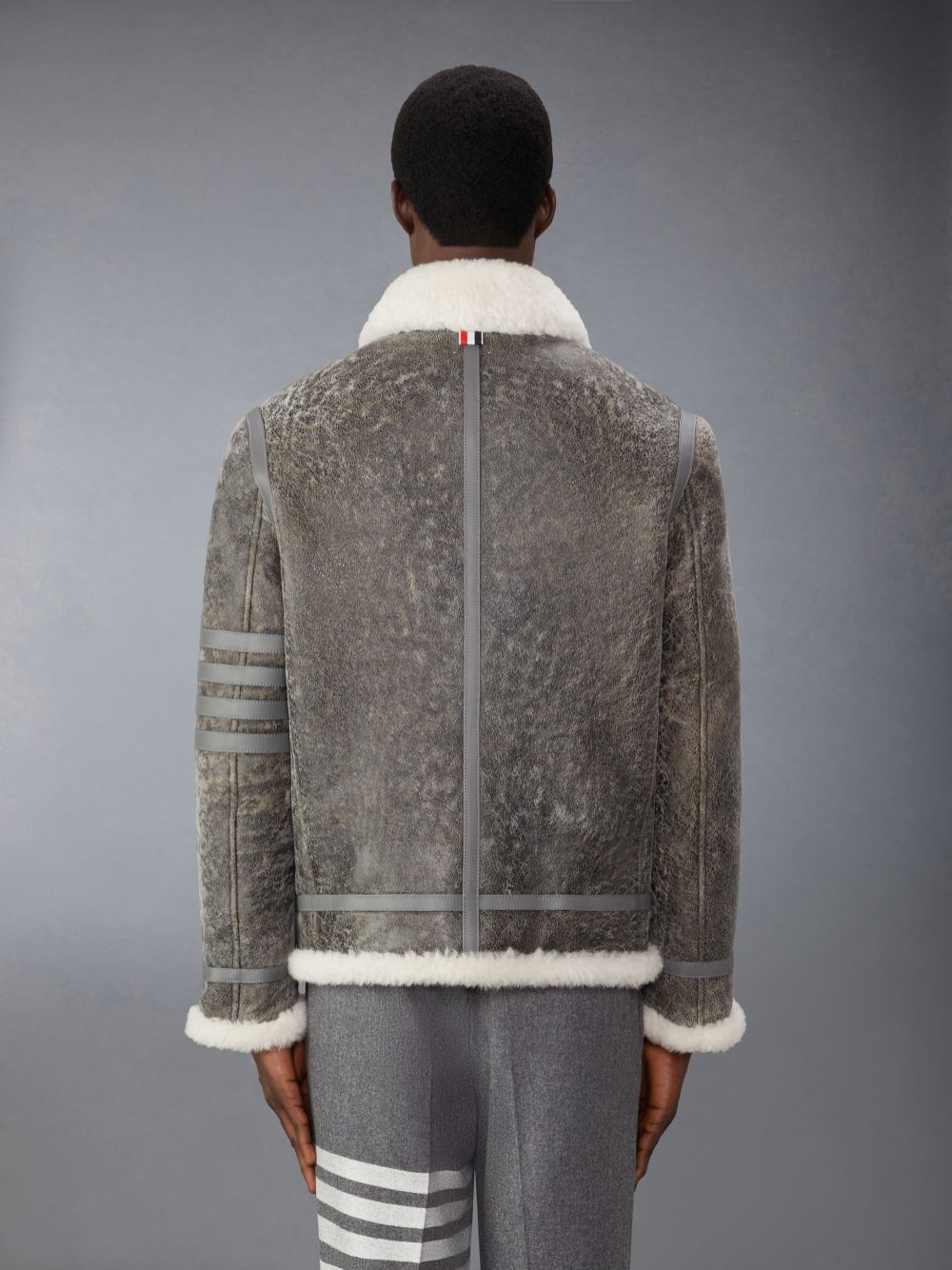 Grey Men Thom Browne Shearling Cropped Duffle Coats | VUO68U11032