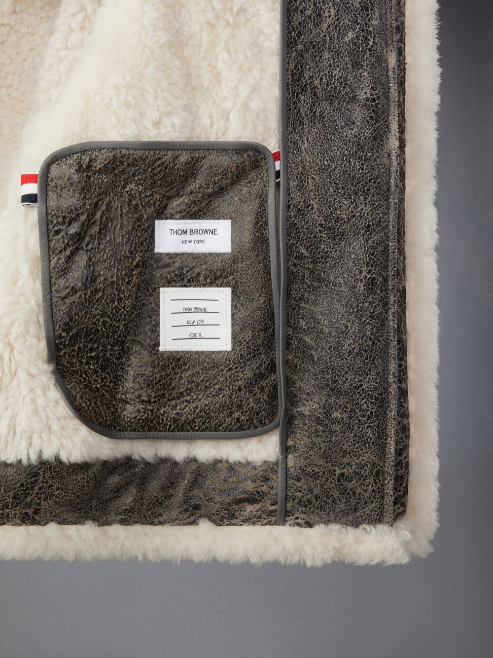Grey Men Thom Browne Shearling Cropped Duffle Coats | VUO68U11032