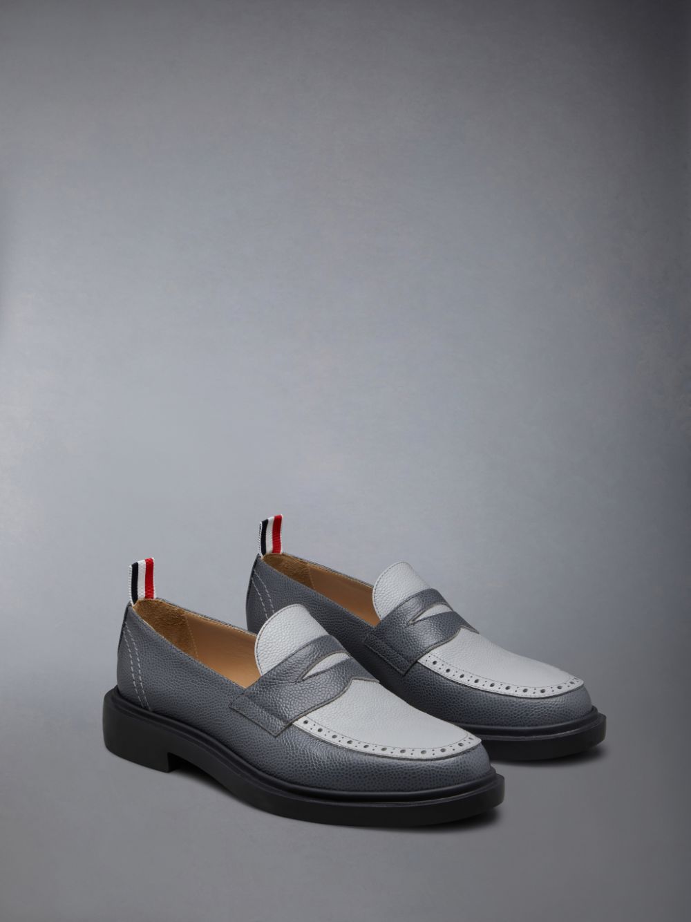 Grey Women Thom Browne Pebble Grain Leather Penny Loafers | WBW57H41322