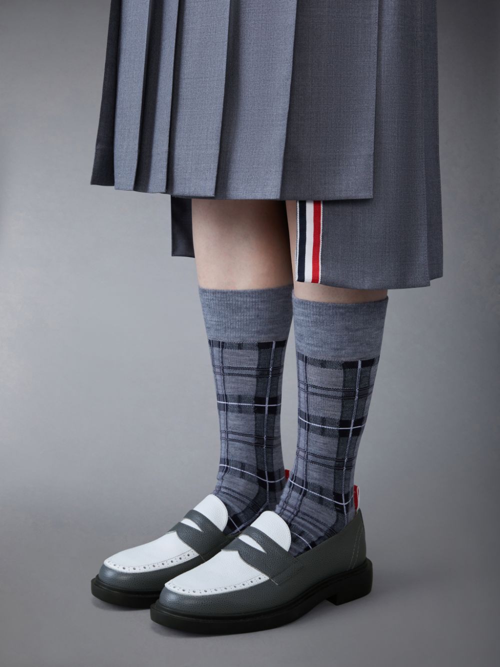 Grey Women Thom Browne Pebble Grain Leather Penny Loafers | WBW57H41322