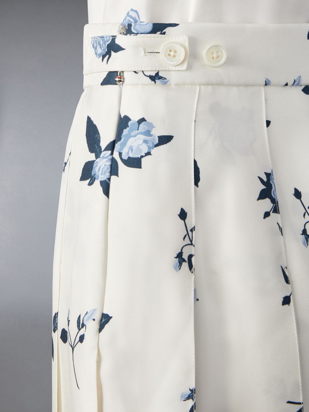 White Women Thom Browne Silk Floral Classic Midi Pleated Skirts | LUB05B57026