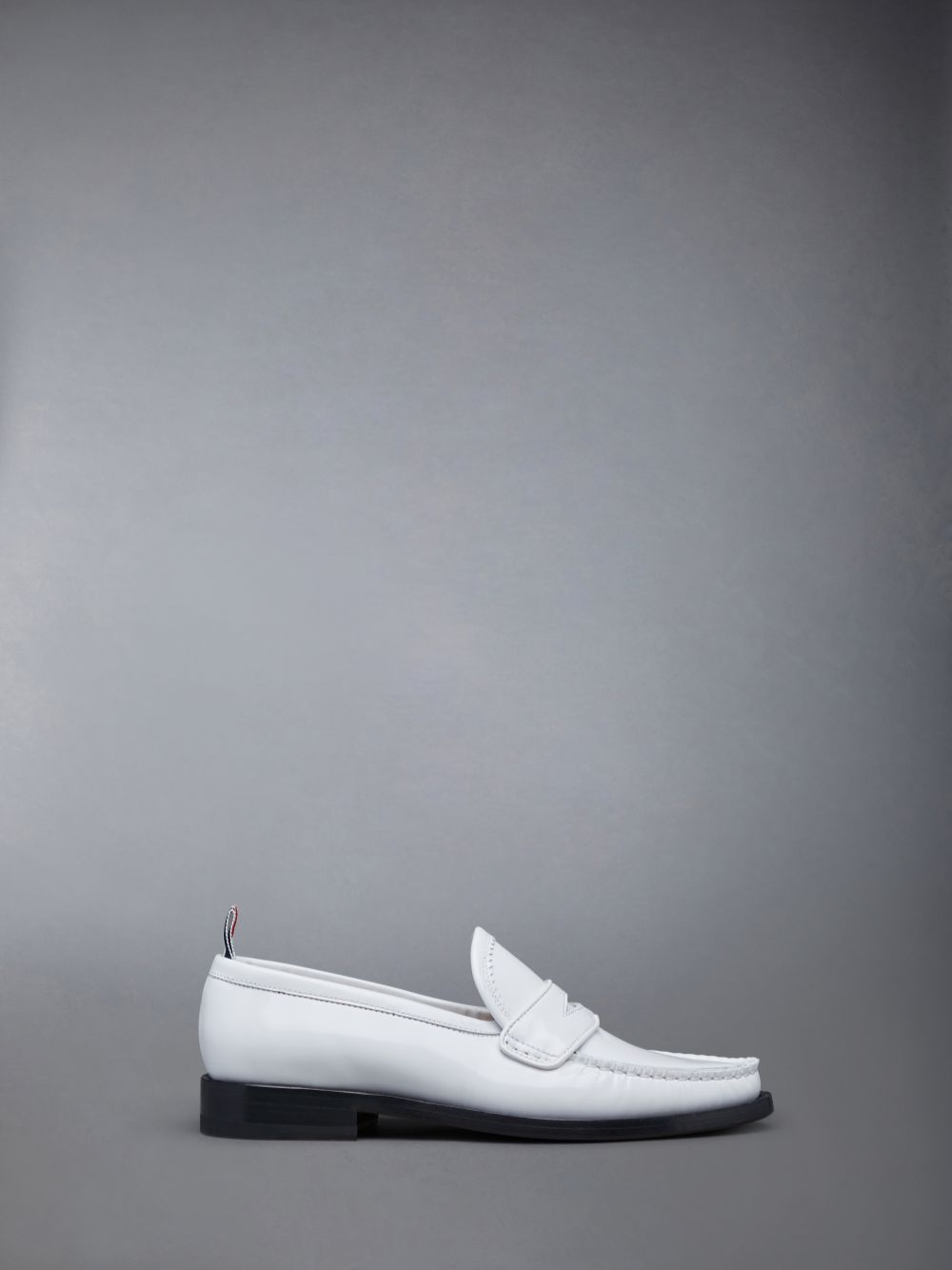 White Women Thom Browne Spazzolato Pleated Varsity Loafers | DDP23N64140